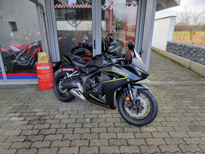 Honda CBR650R E-Clutch 