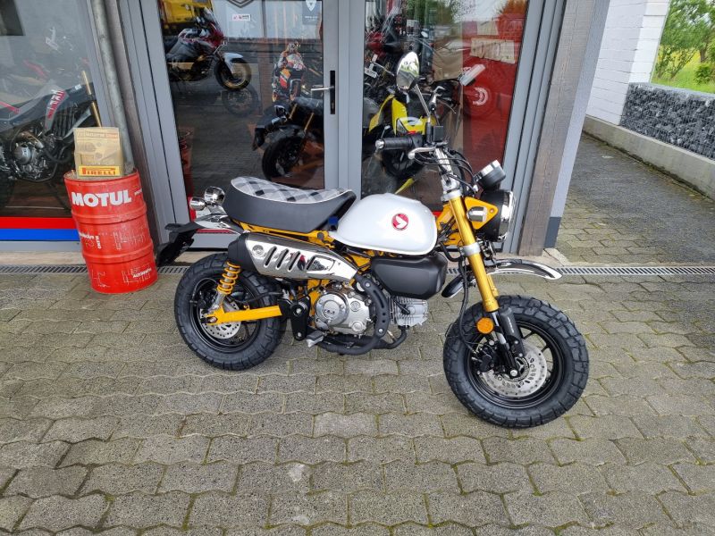 Honda Monkey 125 