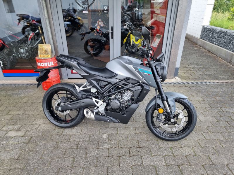 Honda CB125R 